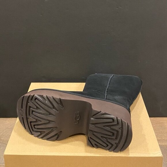 UGG Women's Black Classic Short New Heights Boot Bootie Shoes New - Picture 4 of 4